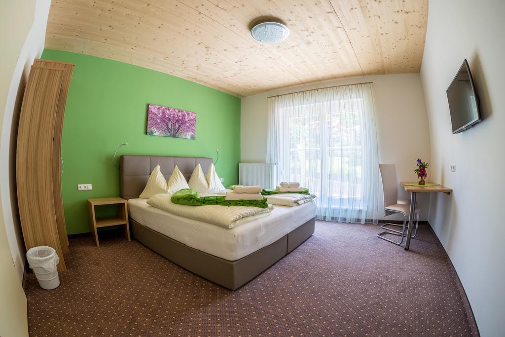 Gaestehaus Krappinger/Pizzeria Mamma Mia Ossiach Room photo